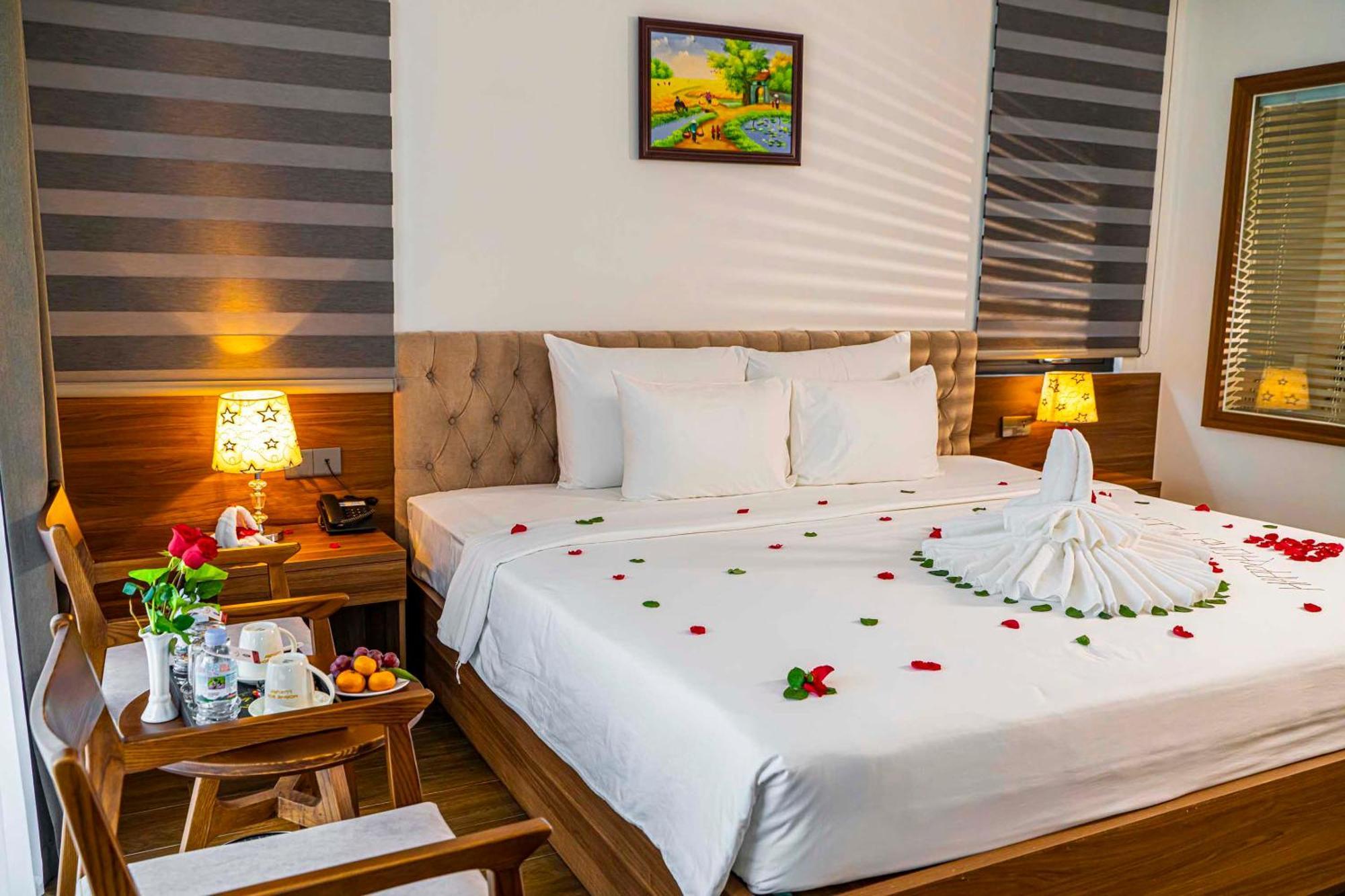 Hoang Son Peace Hotel Ніньбінь Екстер'єр фото
