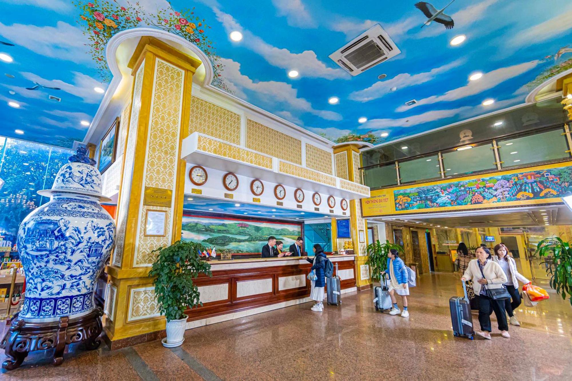 Hoang Son Peace Hotel Ніньбінь Екстер'єр фото